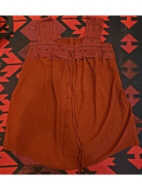 NEW Rust Orange Sleeveless Button-Front  With Crochet Detail - 1XL - Lightweight